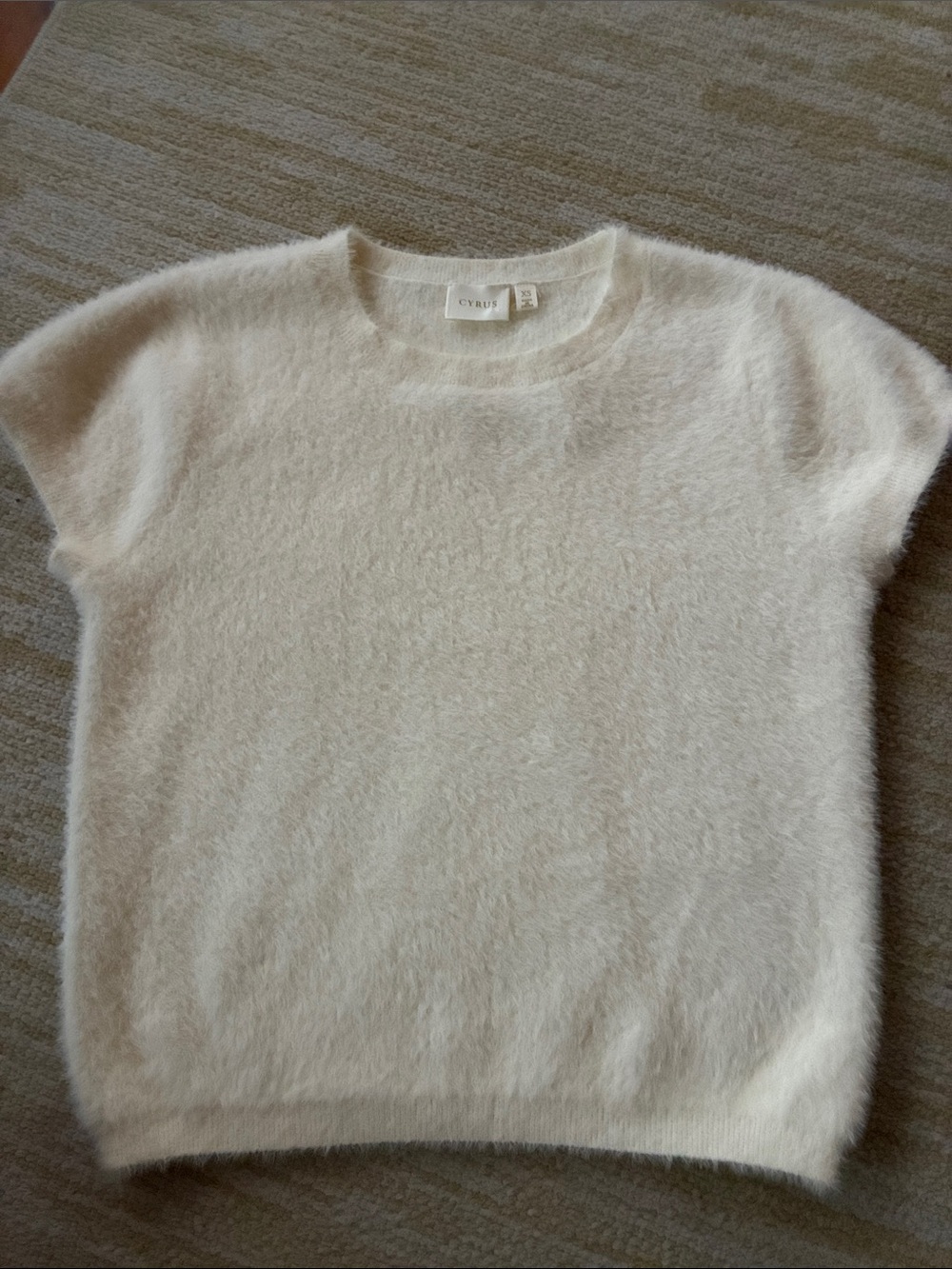 Cyrus Soft Cream Short-Sleeve Fuzzy Crew Sweater
